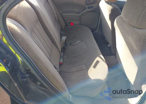 2002 Pontiac Grand Am Se1 z USA, uszkodzony, nr VIN 1G2NF52E82C262400